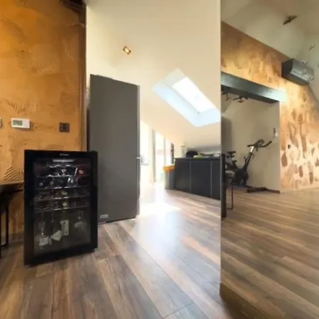 Apartment 4