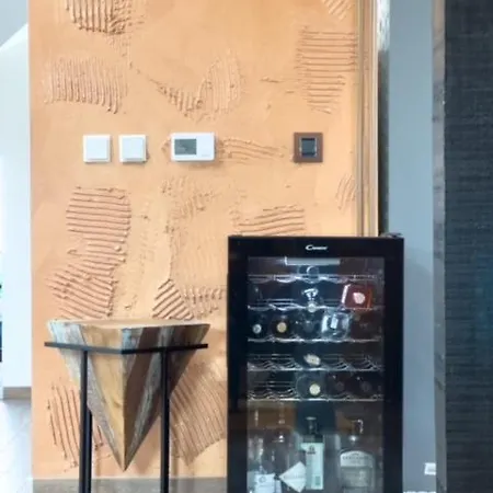 4 Apartment *
