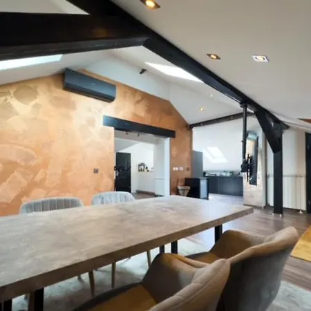 Apartment 4